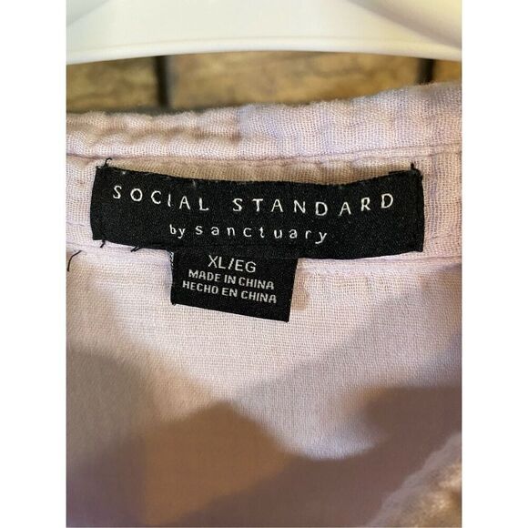 Social Standard By Sanctuary Button Up Top - Picture 3 of 6